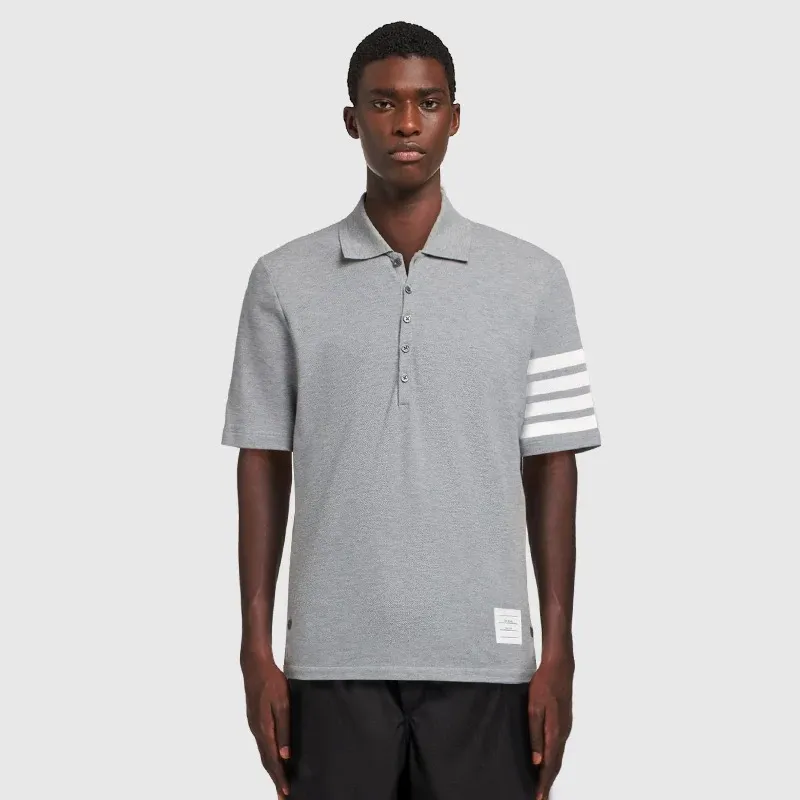 ：T 09（TBPolo ） THOM BROWNE TB 330 POLO Classic 330 Authentic Authentic Quality + Authentic + Same Style Size：0/1/2/3/4 ：White/Black/Navy Blue/Gray